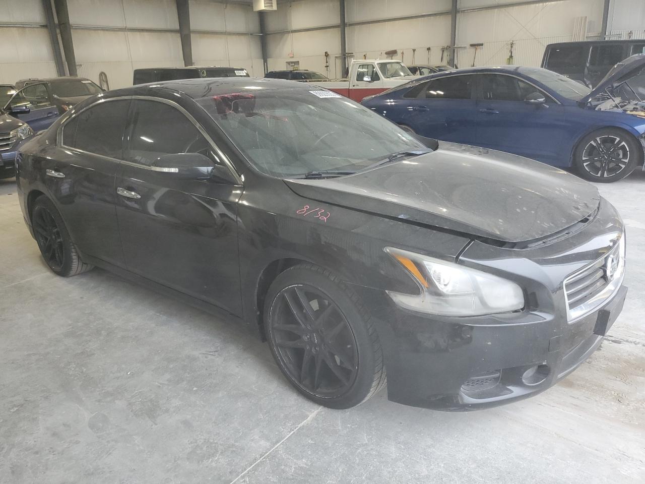2013 NISSAN Maxima