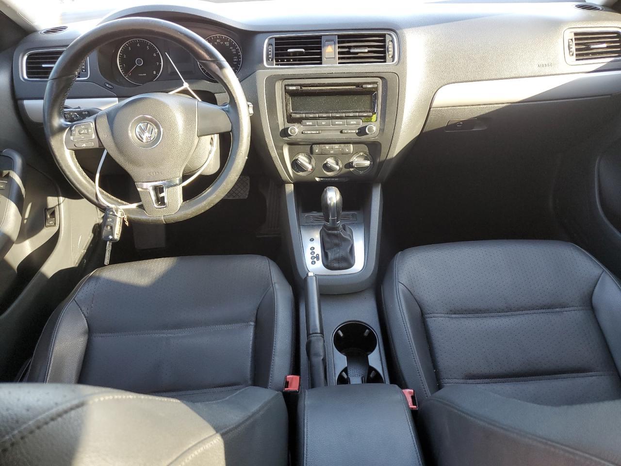 2014 VOLKSWAGEN JETTA