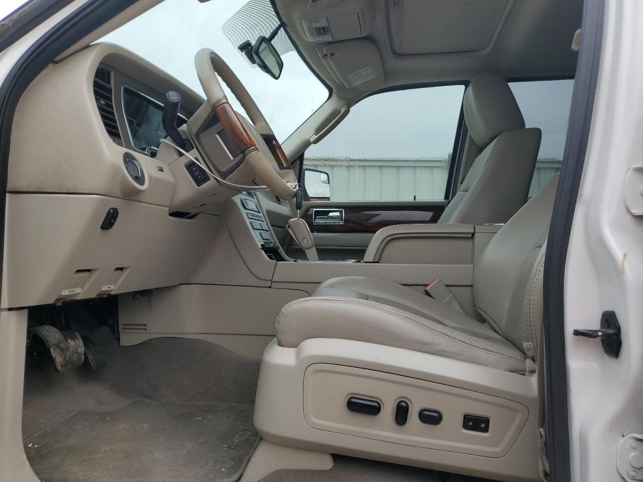 2012 LINCOLN Navigator