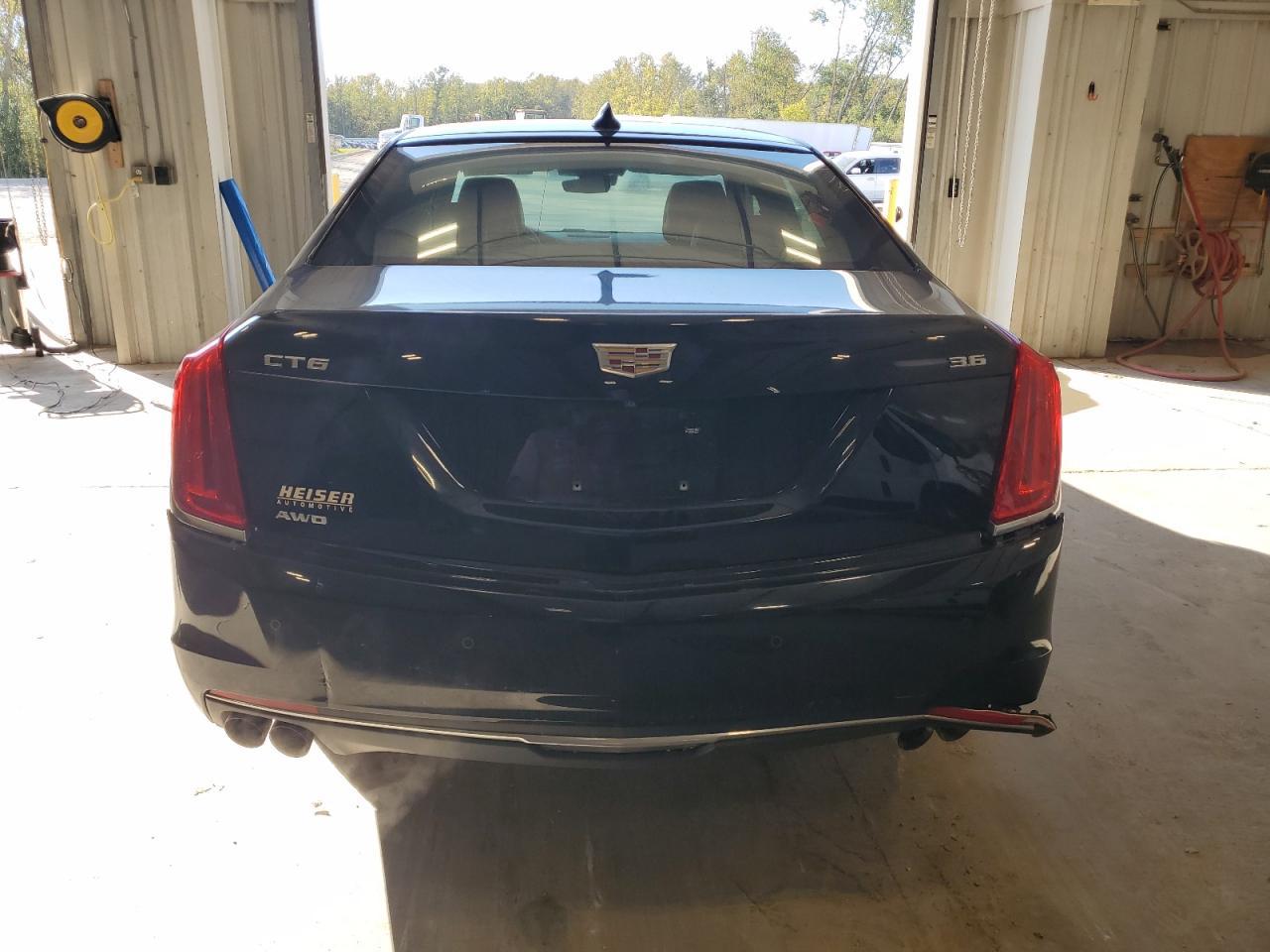 2016 CADILLAC CT6