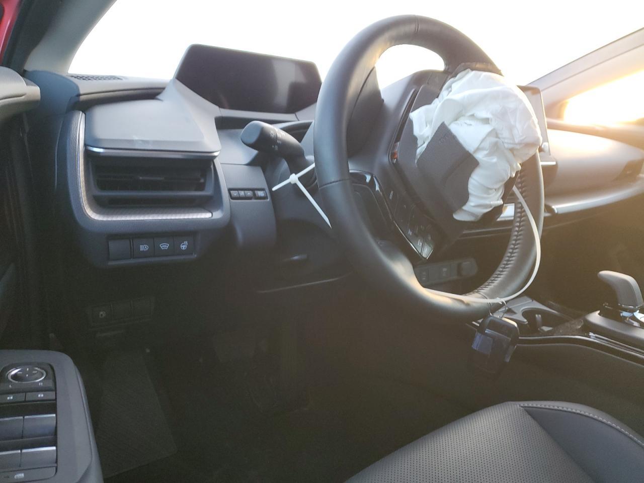 2025 TOYOTA PRIUS