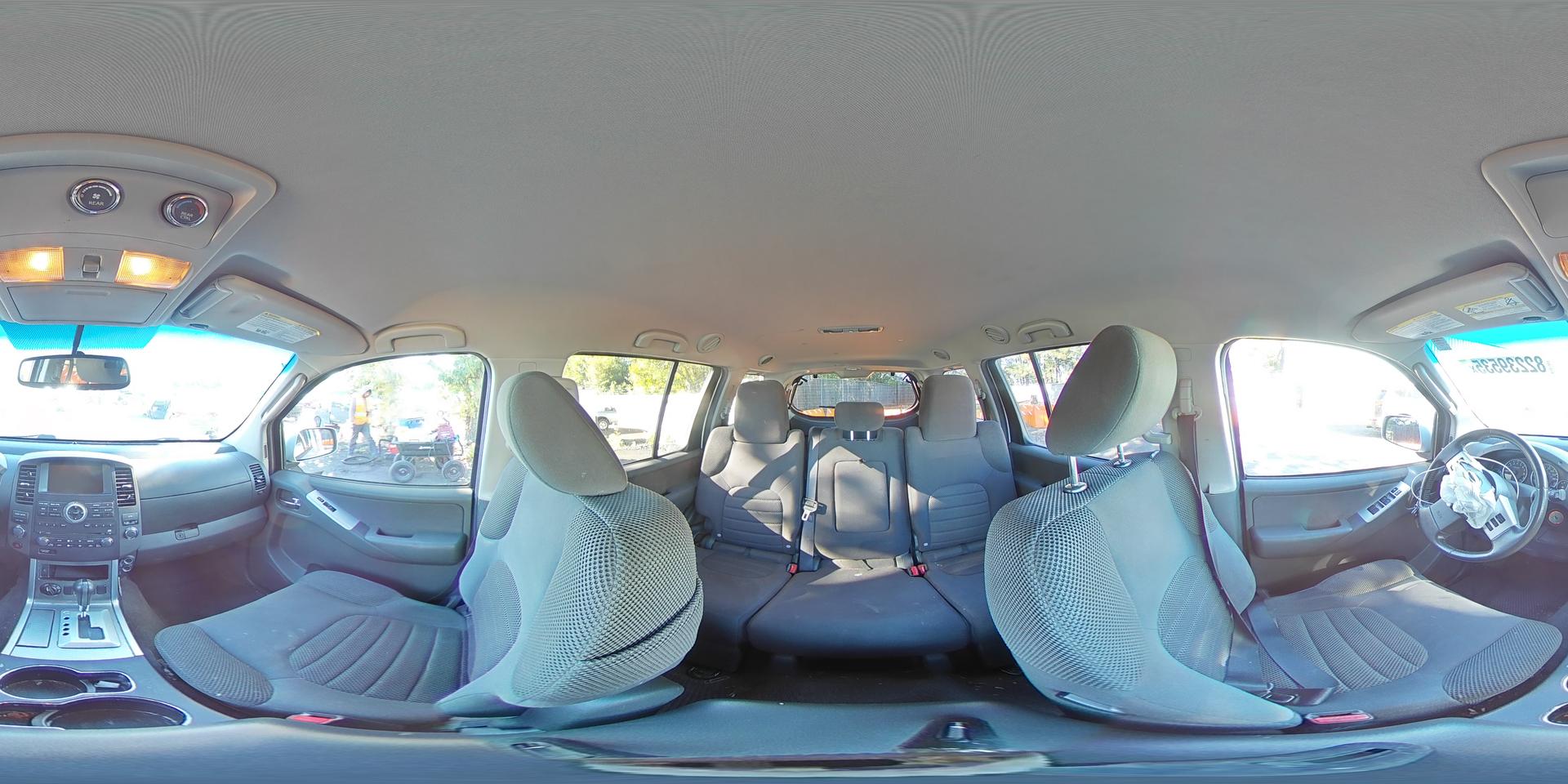 2012 NISSAN PATHFINDER