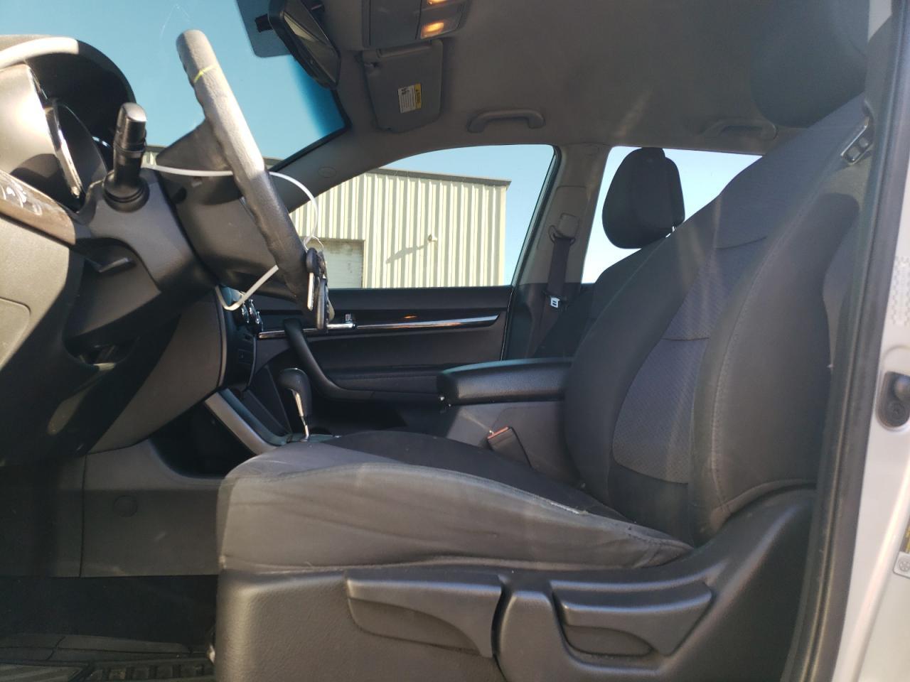 2011 KIA SORENTO