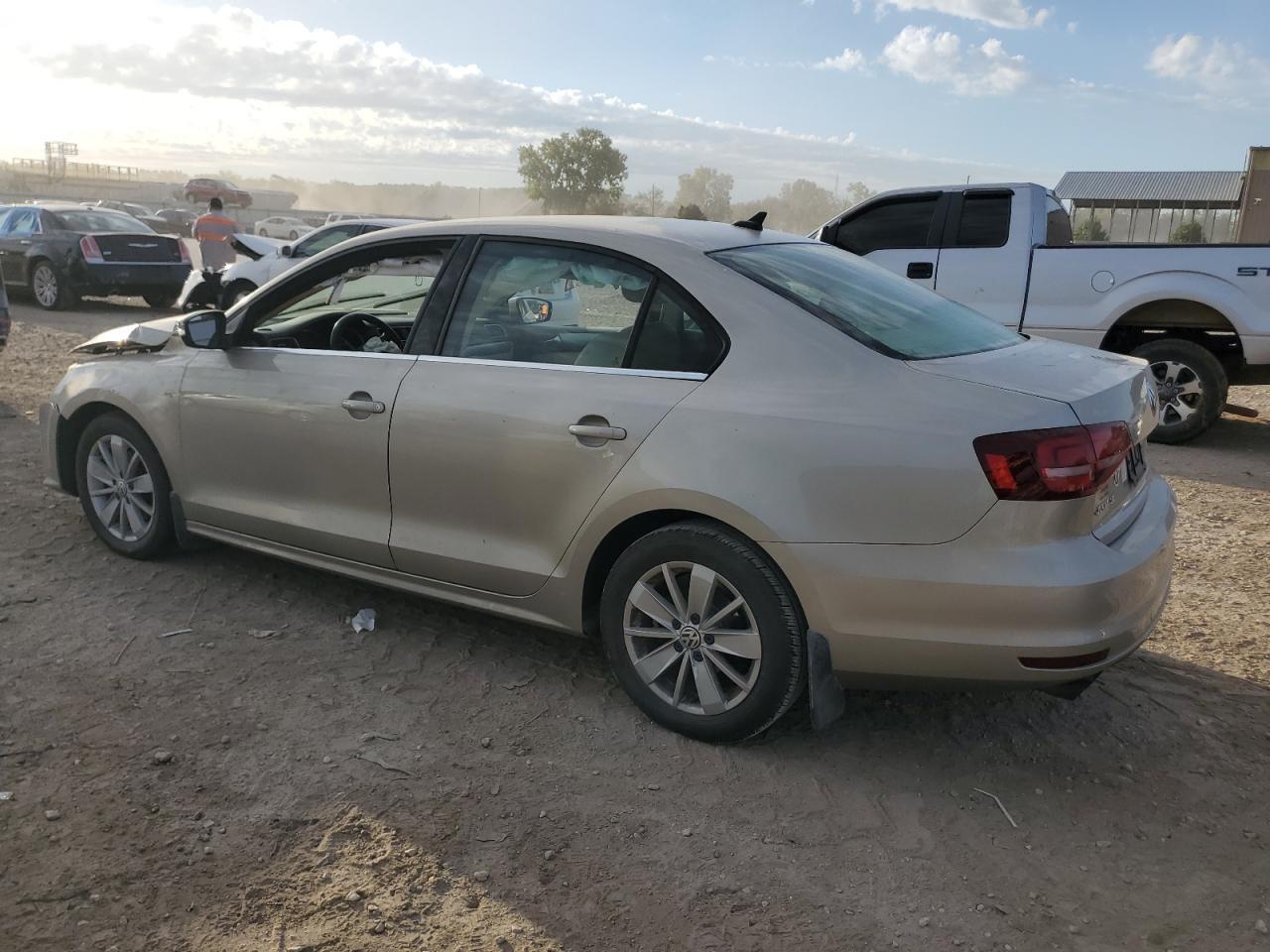 2016 VOLKSWAGEN JETTA