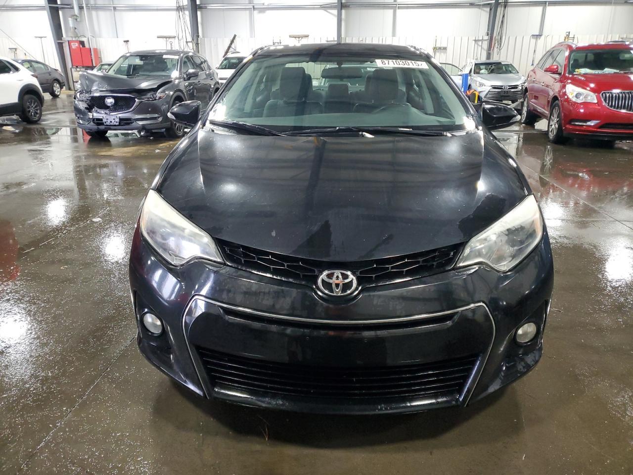 2015 TOYOTA COROLLA