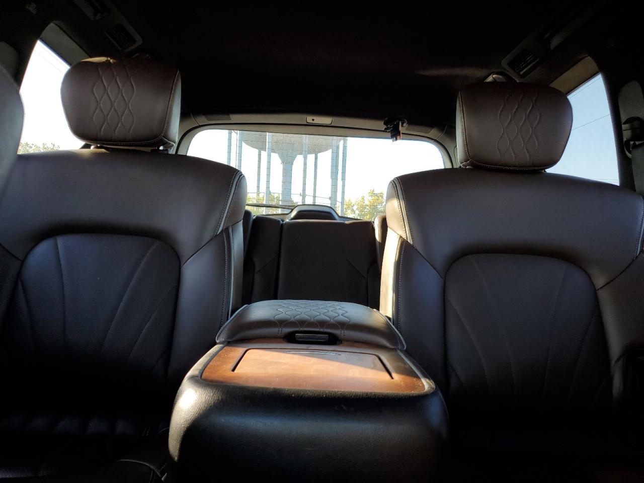 2016 INFINITI QX80