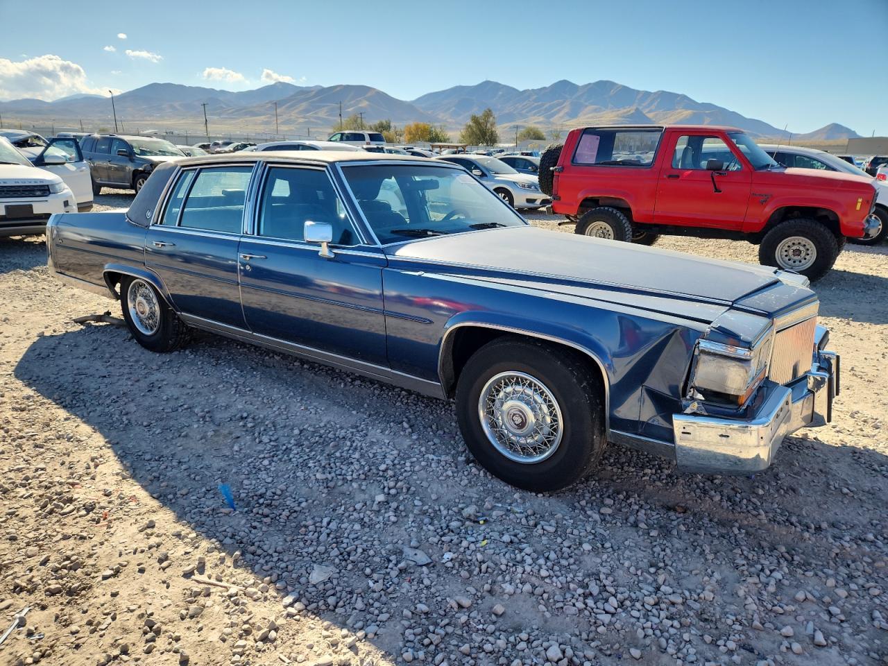 1989 CADILLAC Brougham