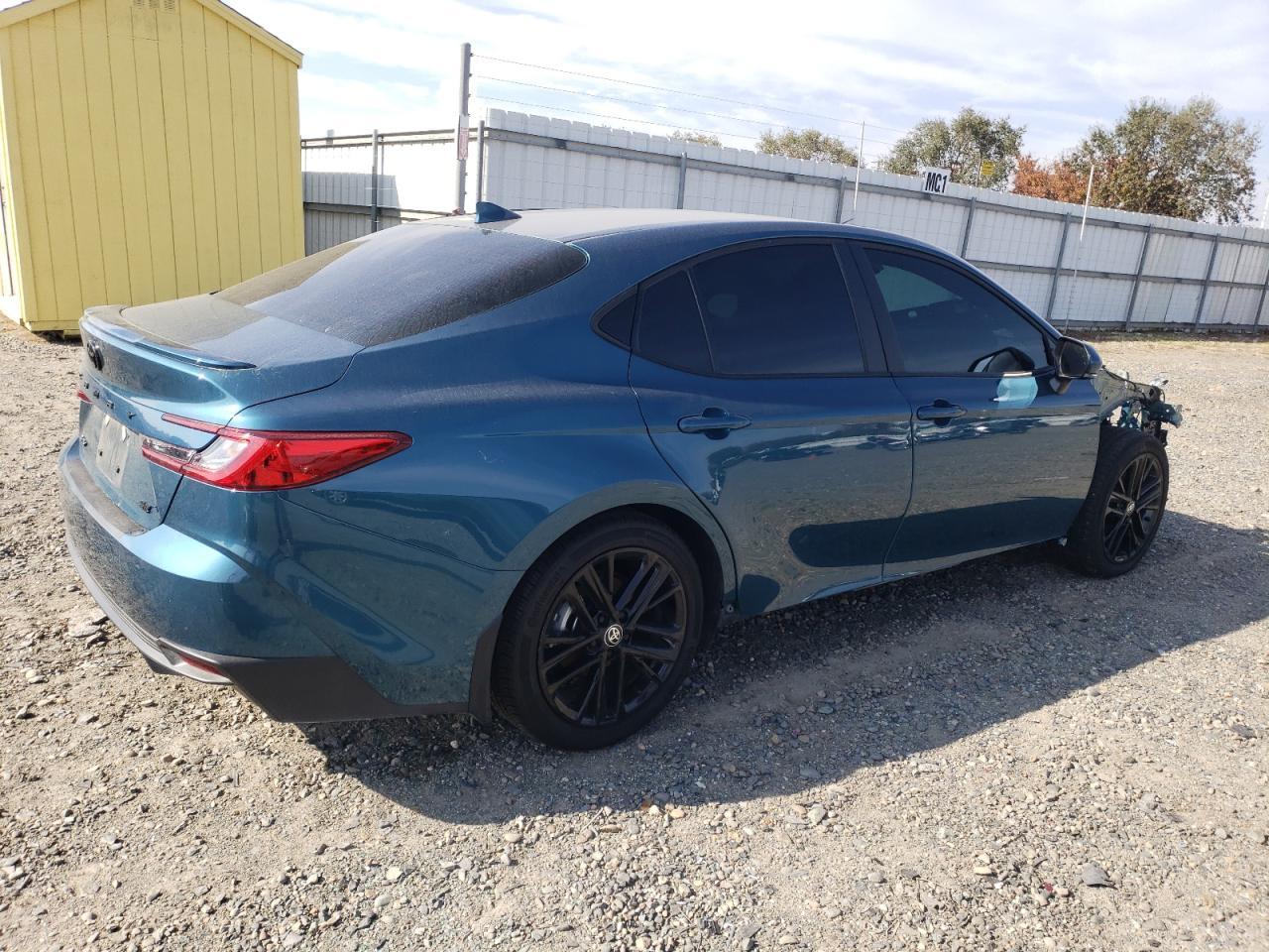 2025 TOYOTA CAMRY