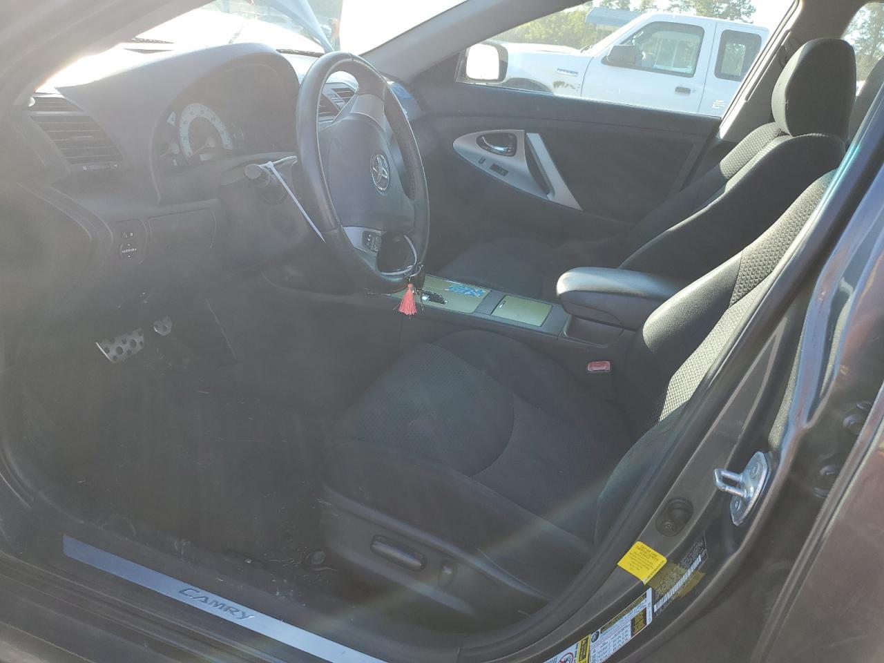 2011 TOYOTA CAMRY
