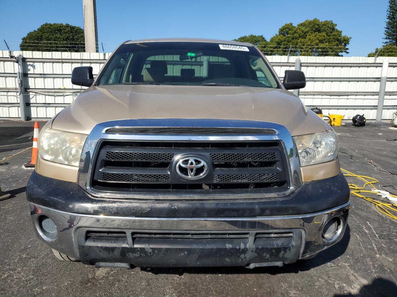 2010 TOYOTA TUNDRA