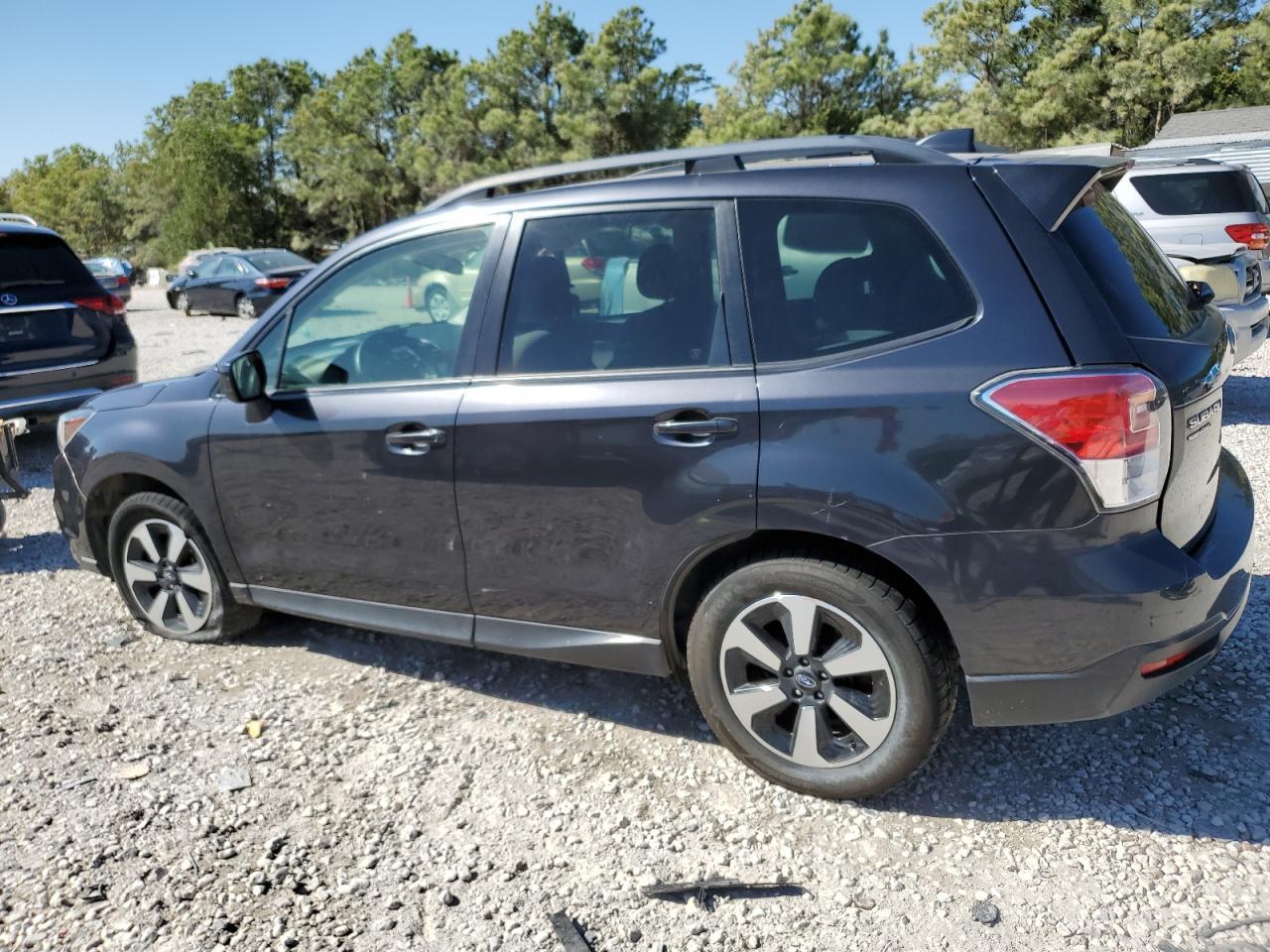 2018 SUBARU FORESTER