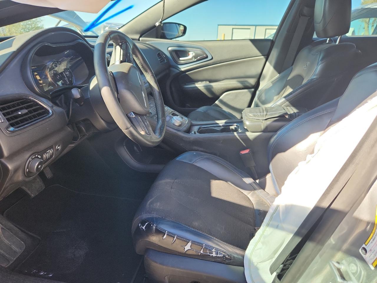 2015 CHRYSLER 200