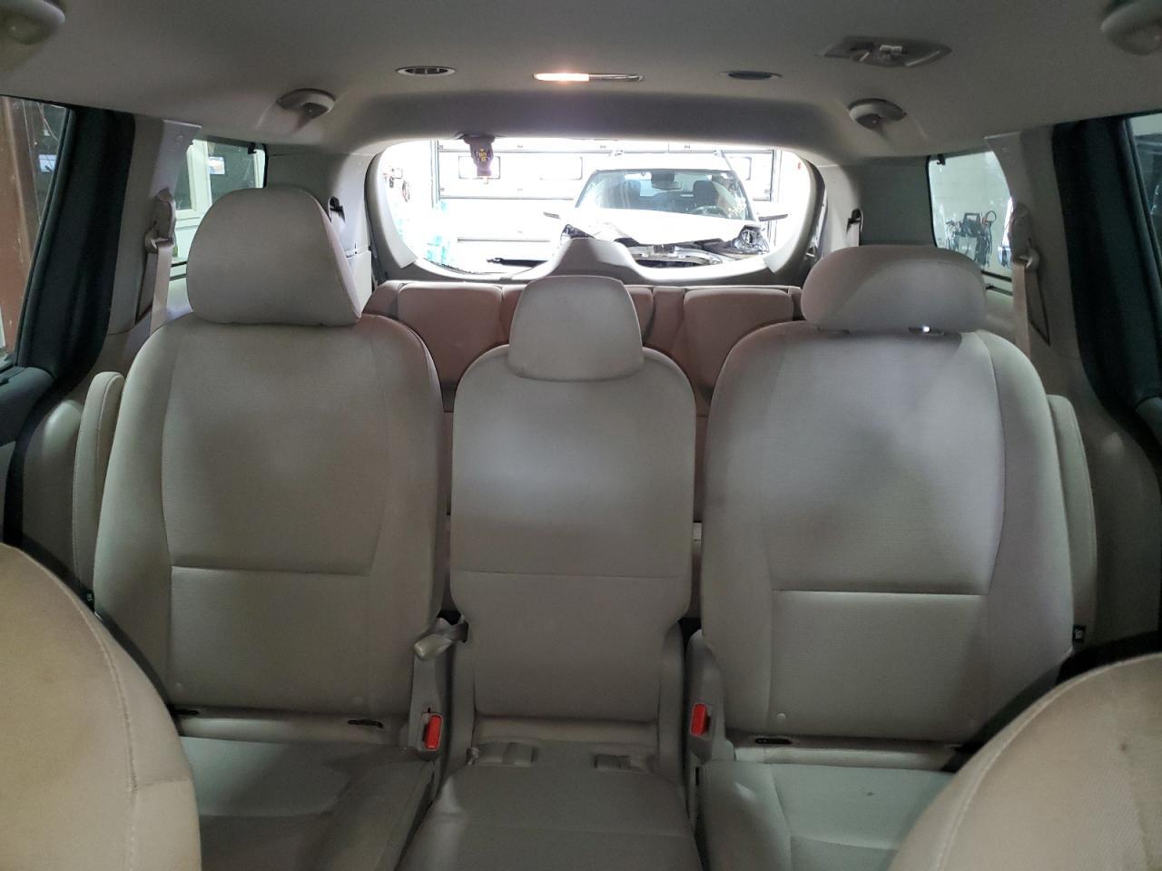 2015 KIA SEDONA