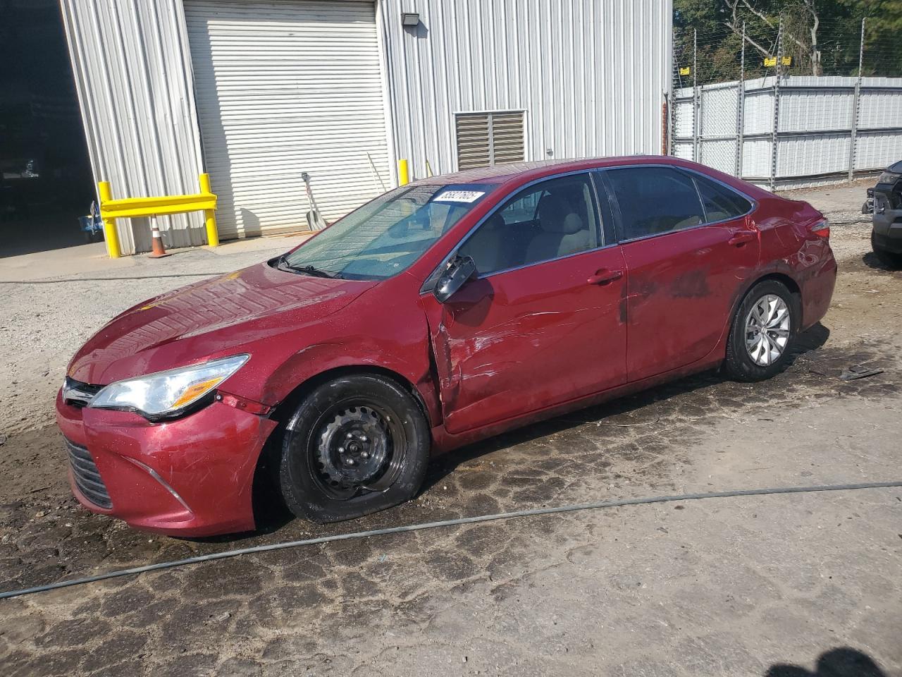2016 TOYOTA CAMRY