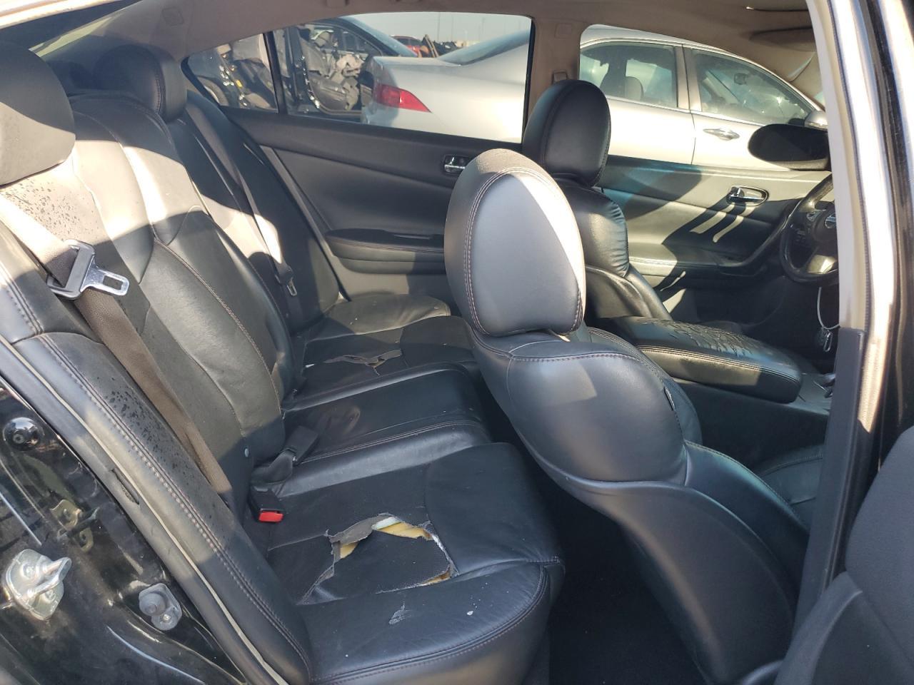 2014 NISSAN Maxima