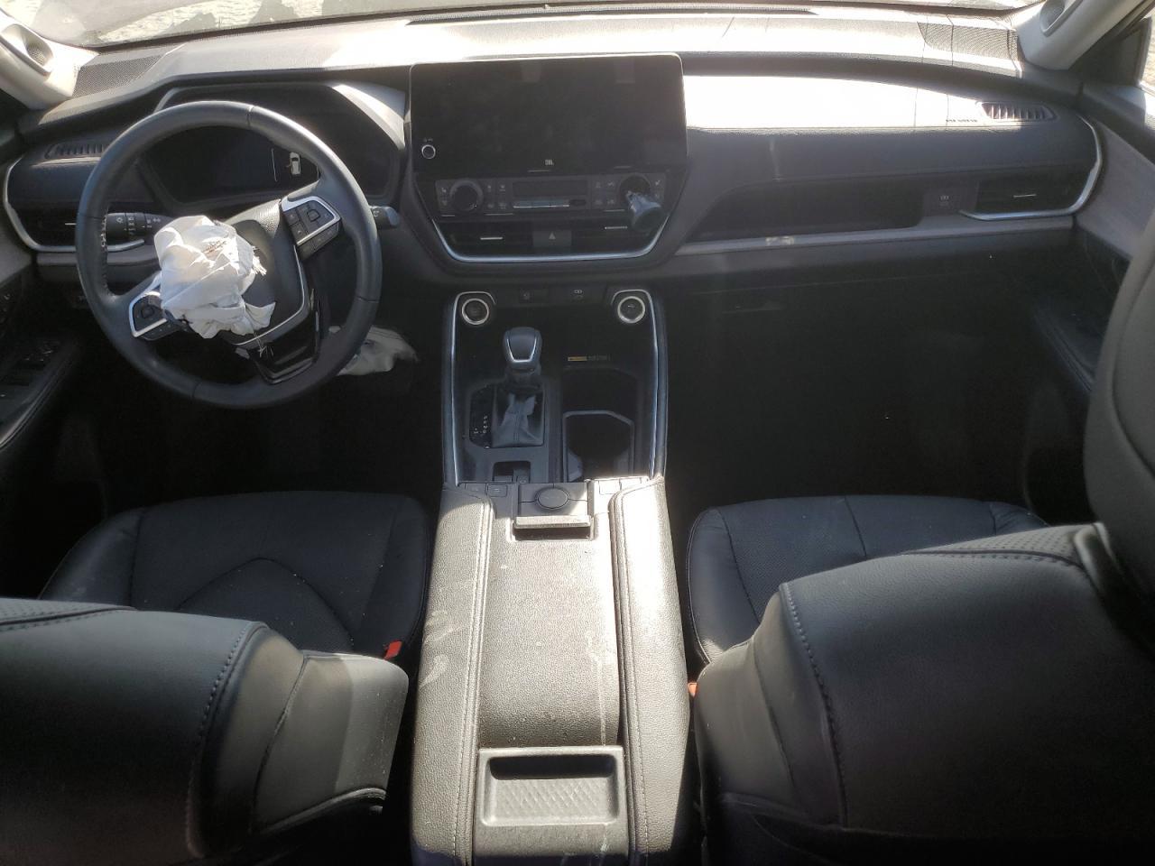 2024 TOYOTA HIGHLANDER
