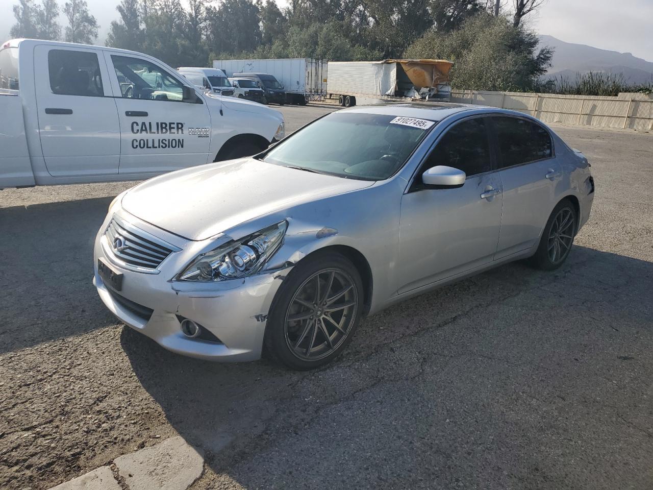 2013 INFINITI G37
