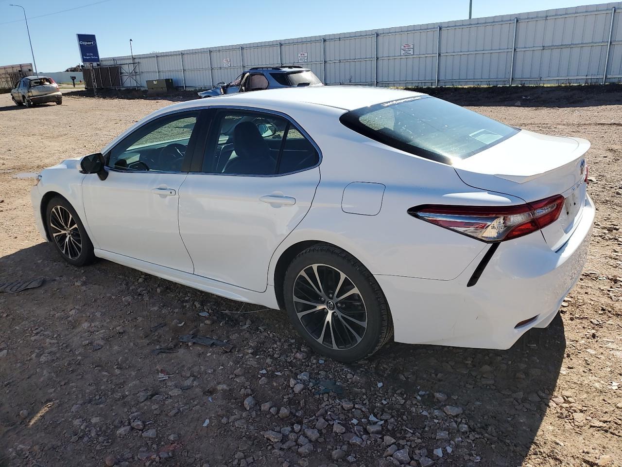 2018 TOYOTA CAMRY