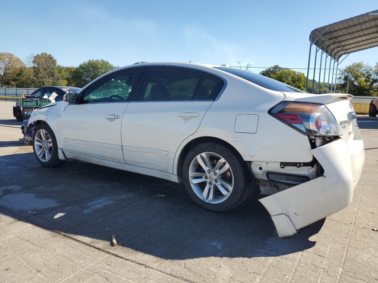2012 NISSAN ALTIMA
