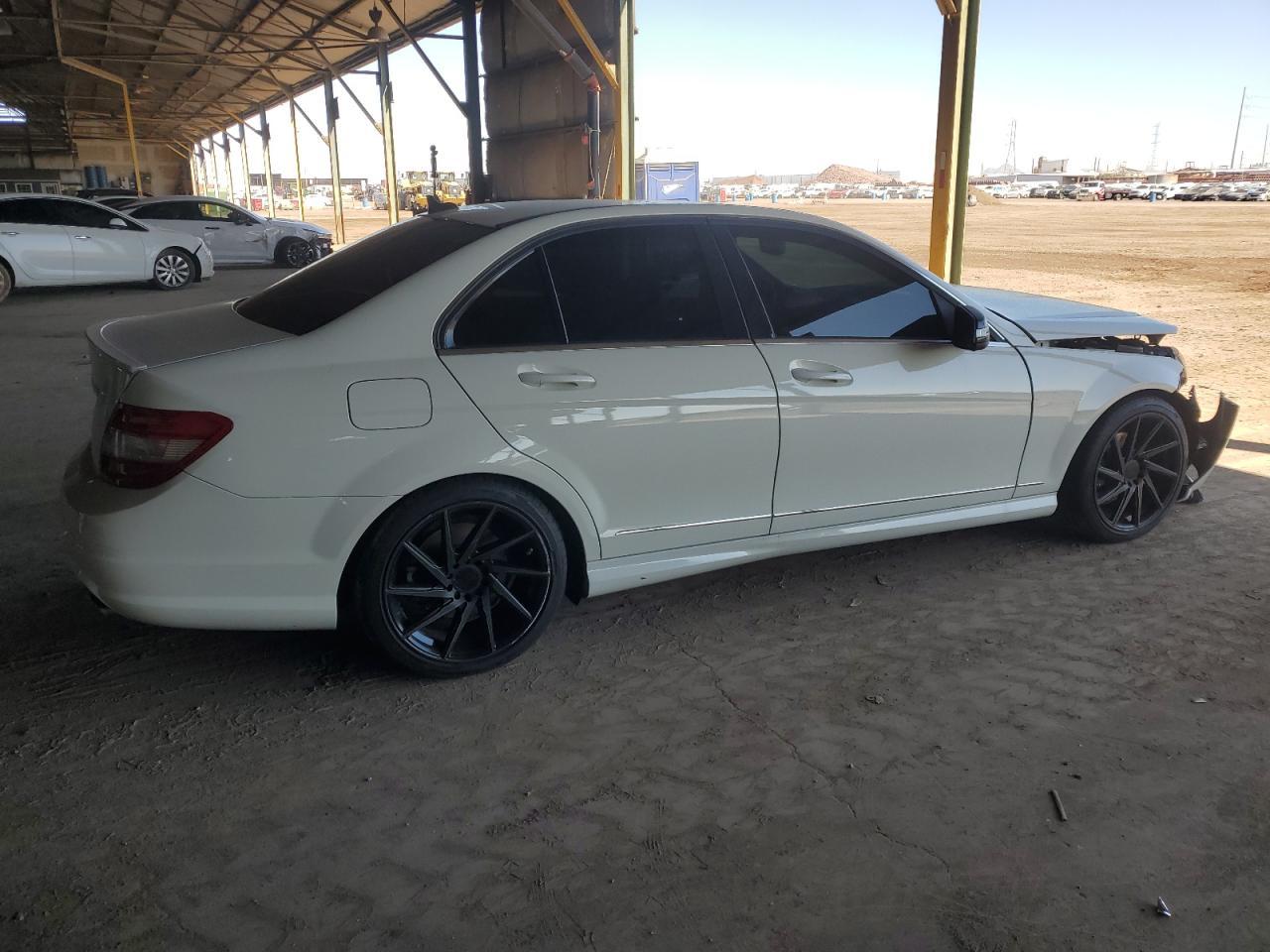 2011 MERCEDES-BENZ C-CLASS