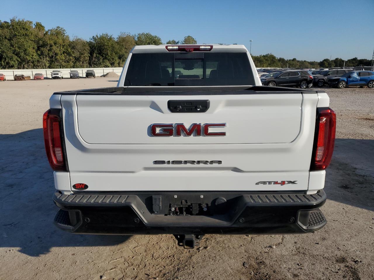 2023 GMC Sierra