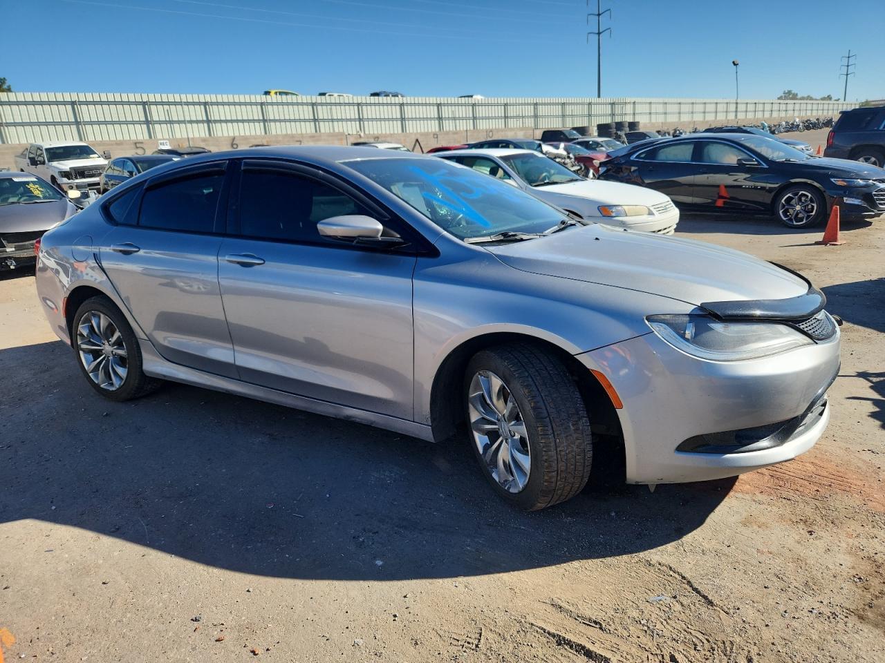 2015 CHRYSLER 200