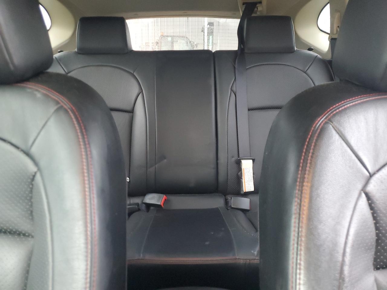 2011 NISSAN ROGUE