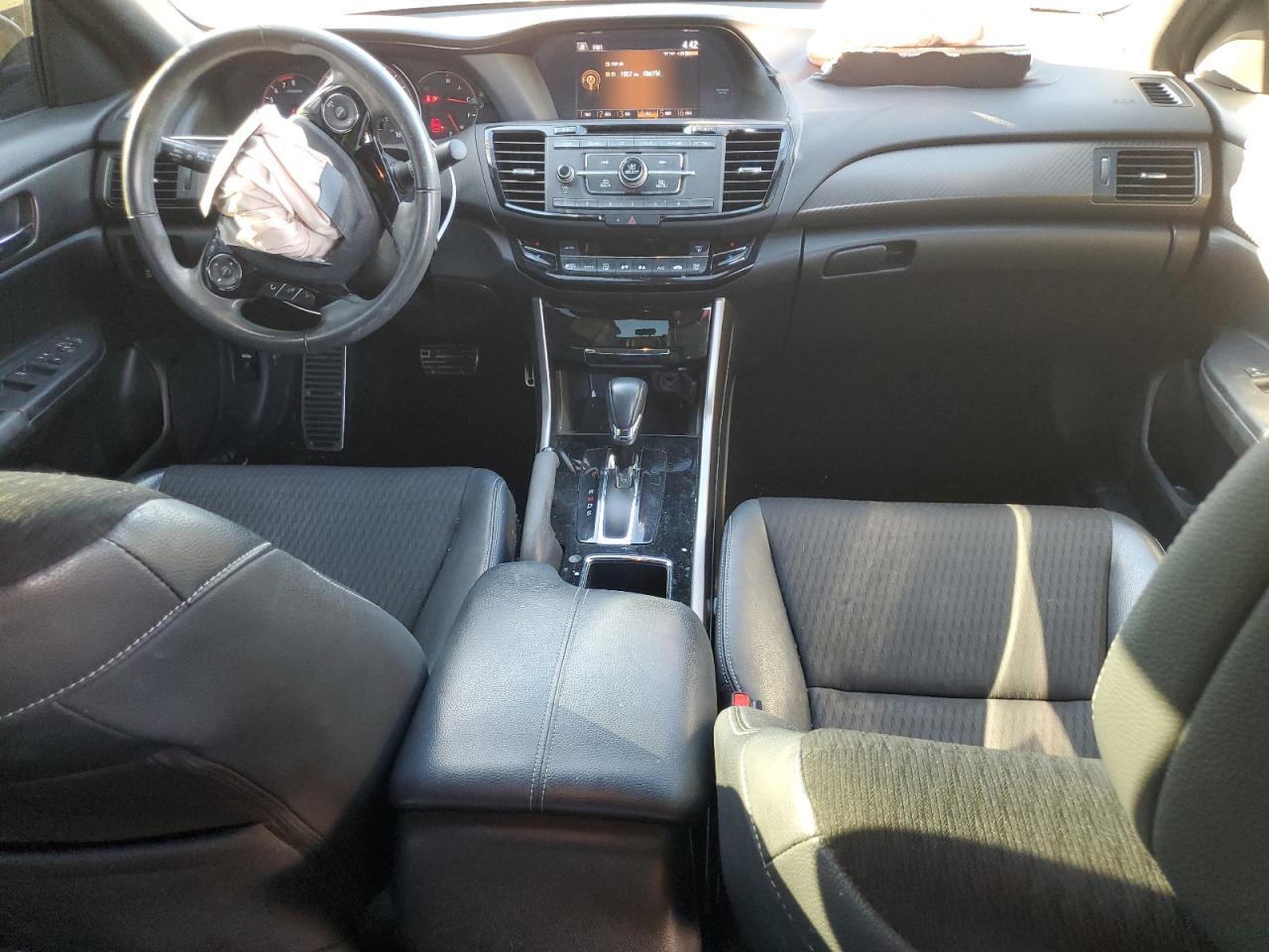 2017 HONDA ACCORD