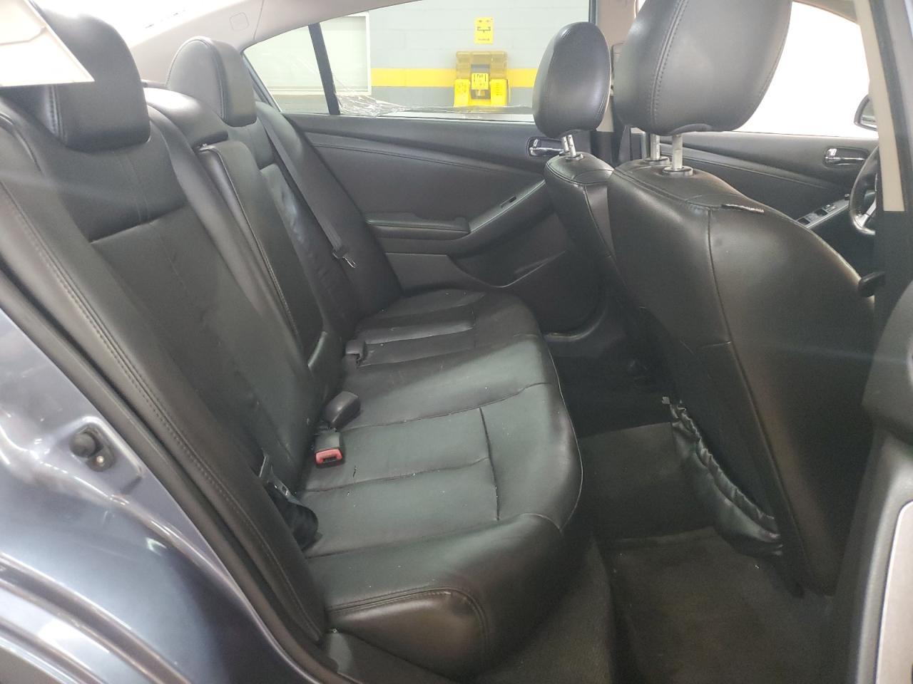 2012 NISSAN ALTIMA