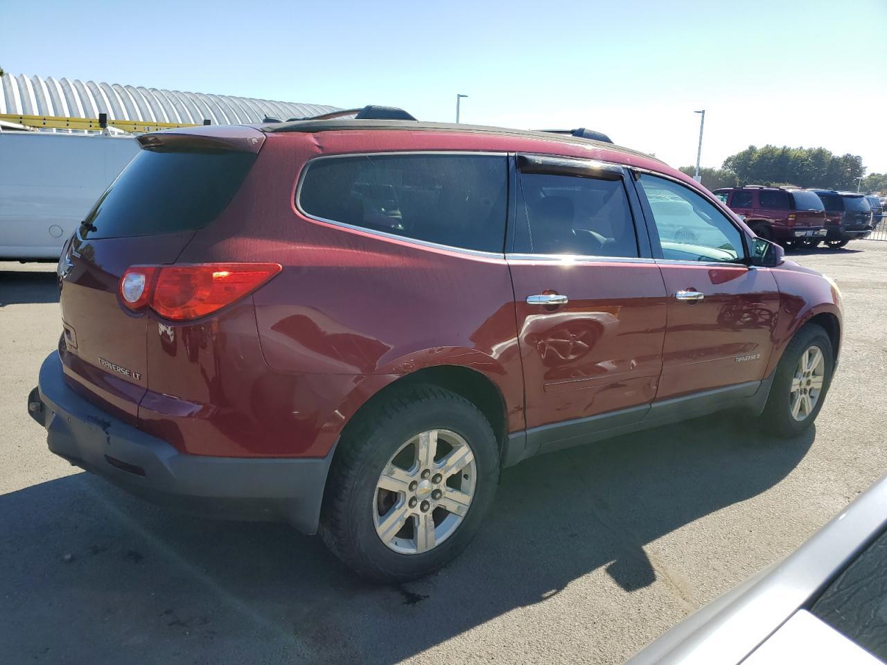 2010 CHEVROLET TRAVERSE