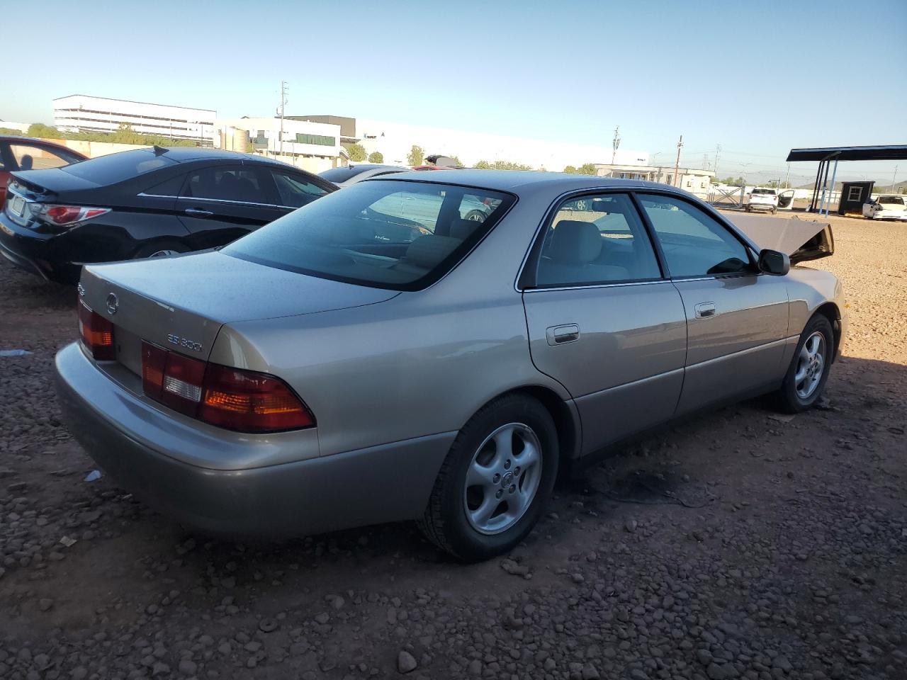 1998 LEXUS Es 300