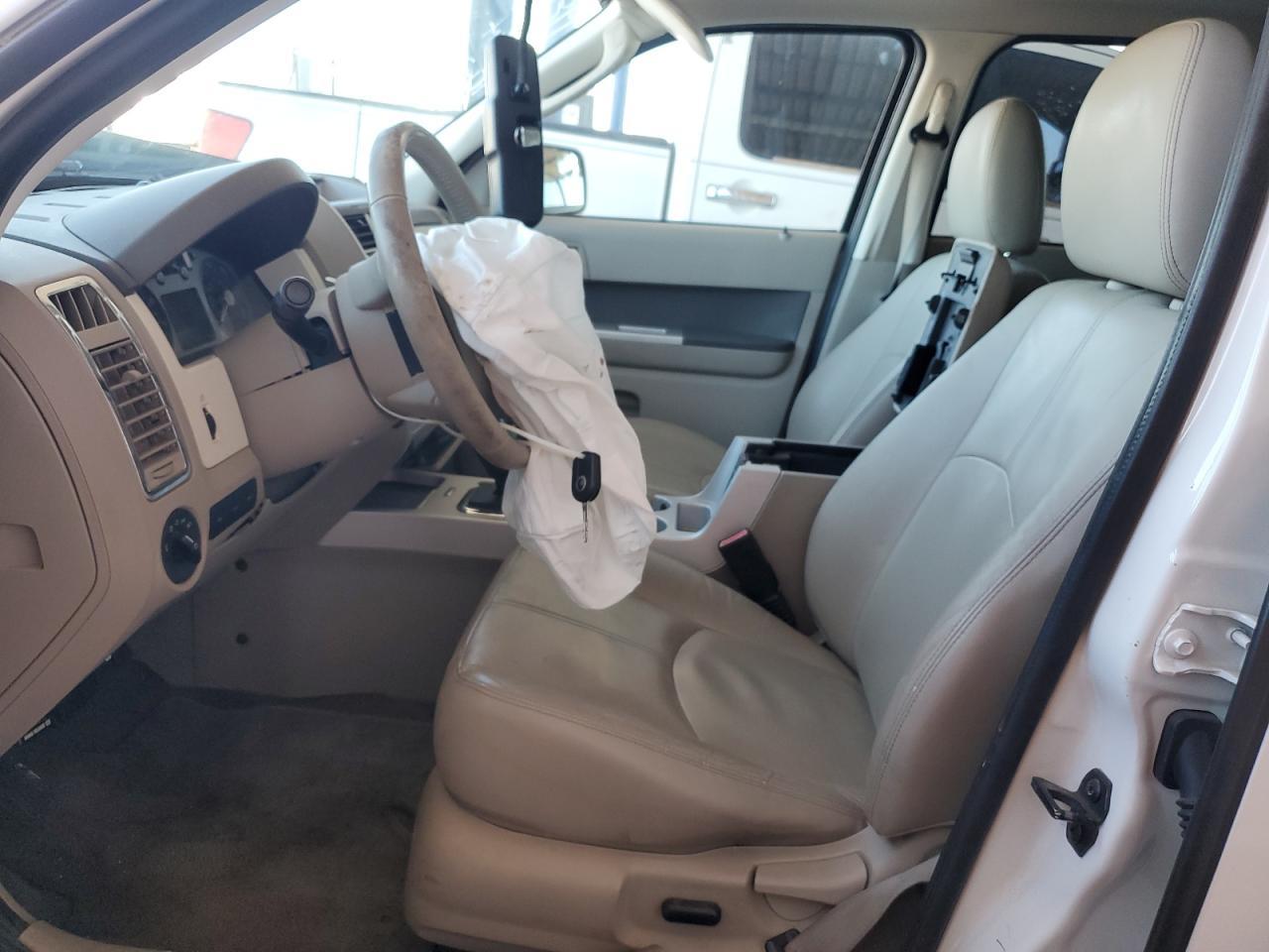 2011 MERCURY Mariner