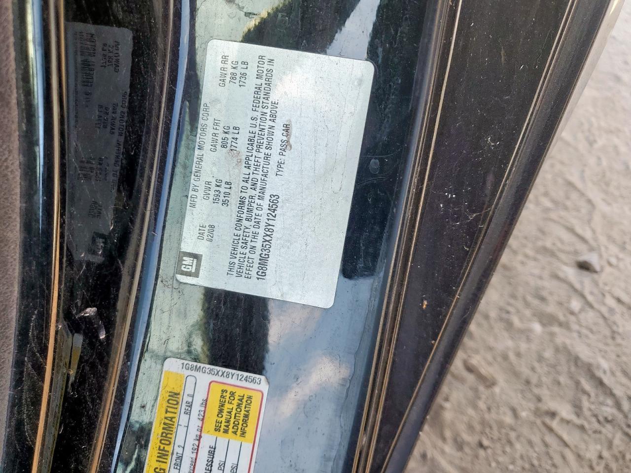 2008 SATURN Sky