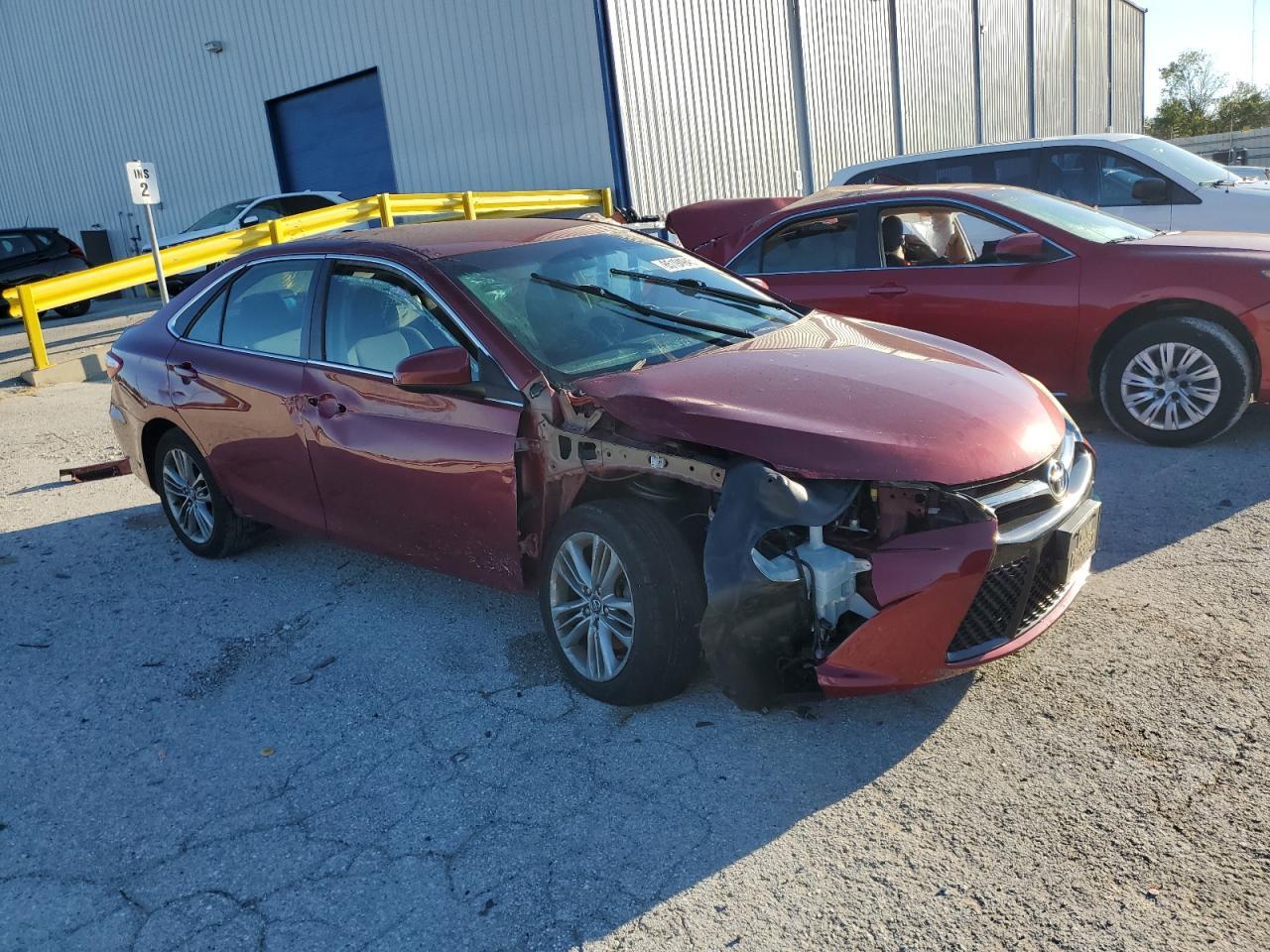 2016 TOYOTA CAMRY