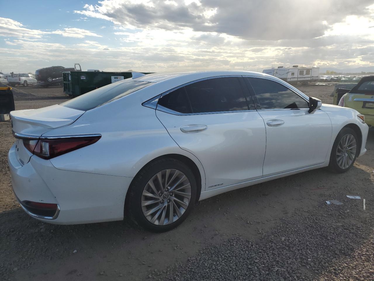 2019 LEXUS ES 300H