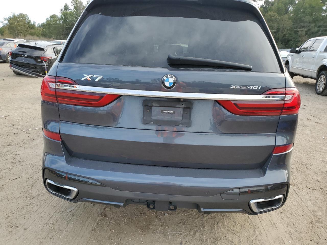 2020 BMW X7
