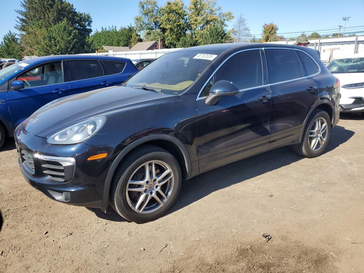 2017 PORSCHE CAYENNE