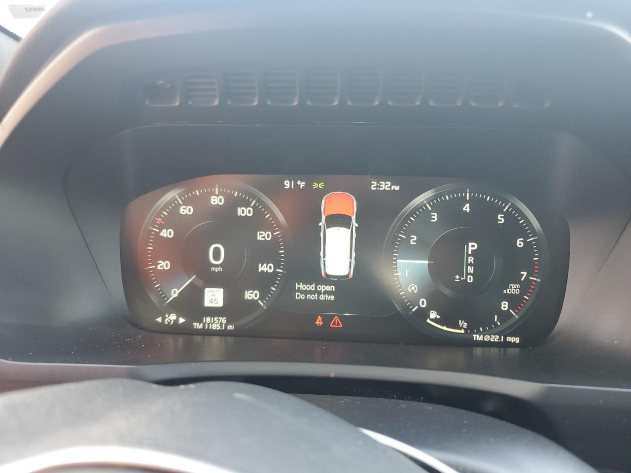 2019 VOLVO XC90