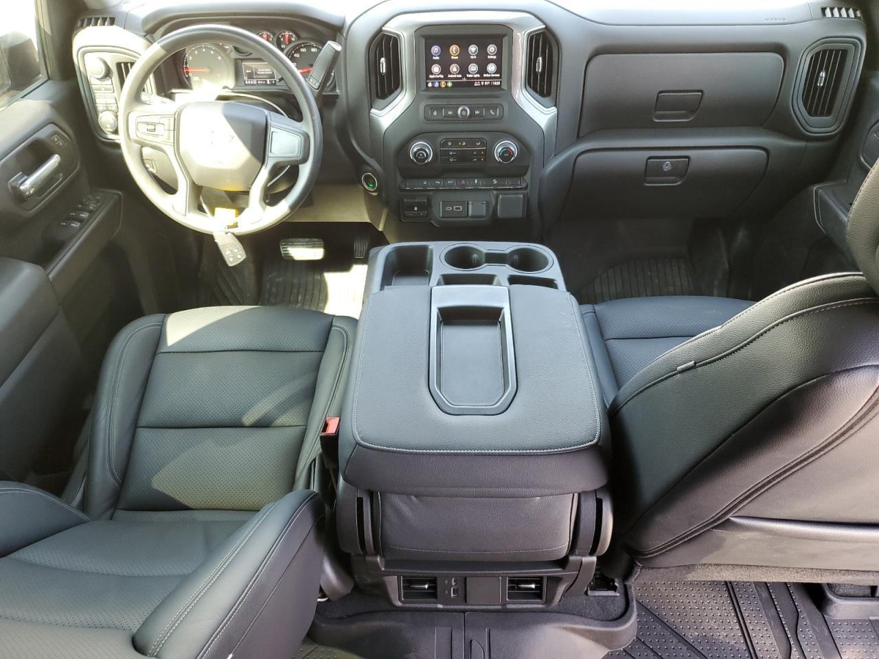 2025 CHEVROLET Silverado
