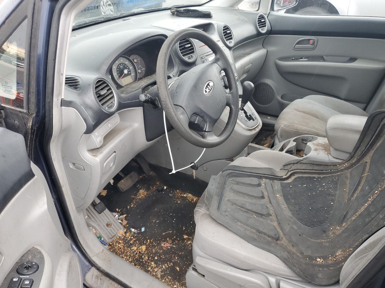 2007 KIA RONDO