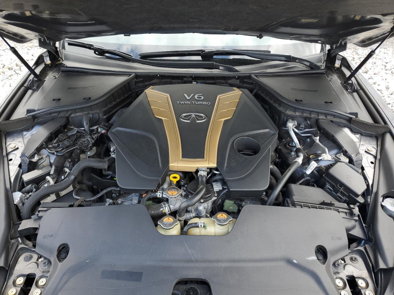 2016 INFINITI Q50