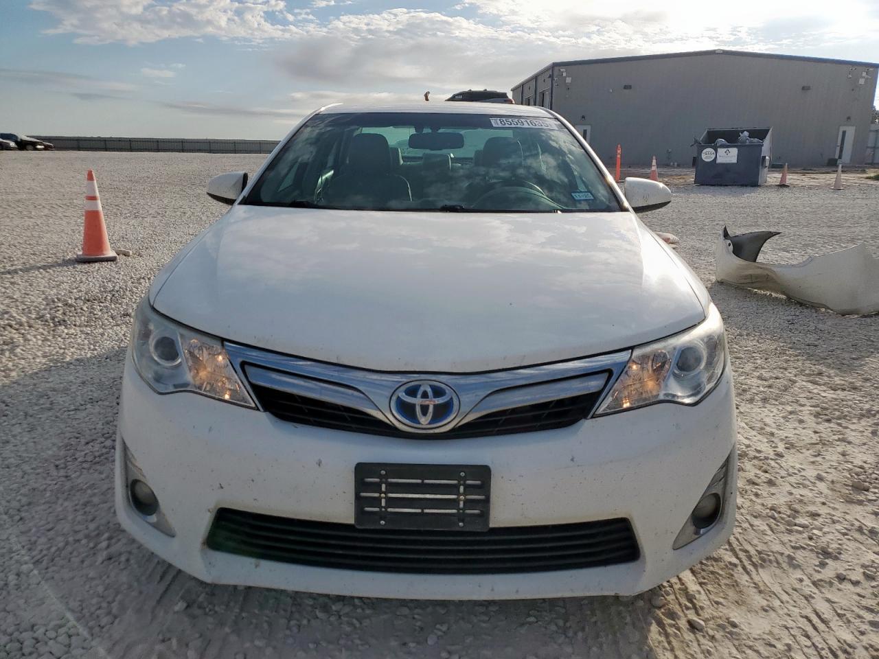 2014 TOYOTA CAMRY
