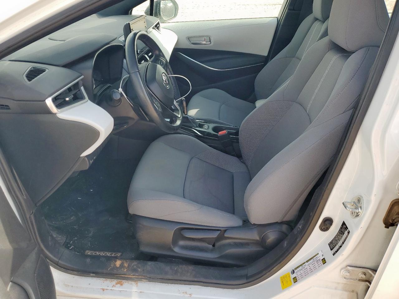2022 TOYOTA COROLLA