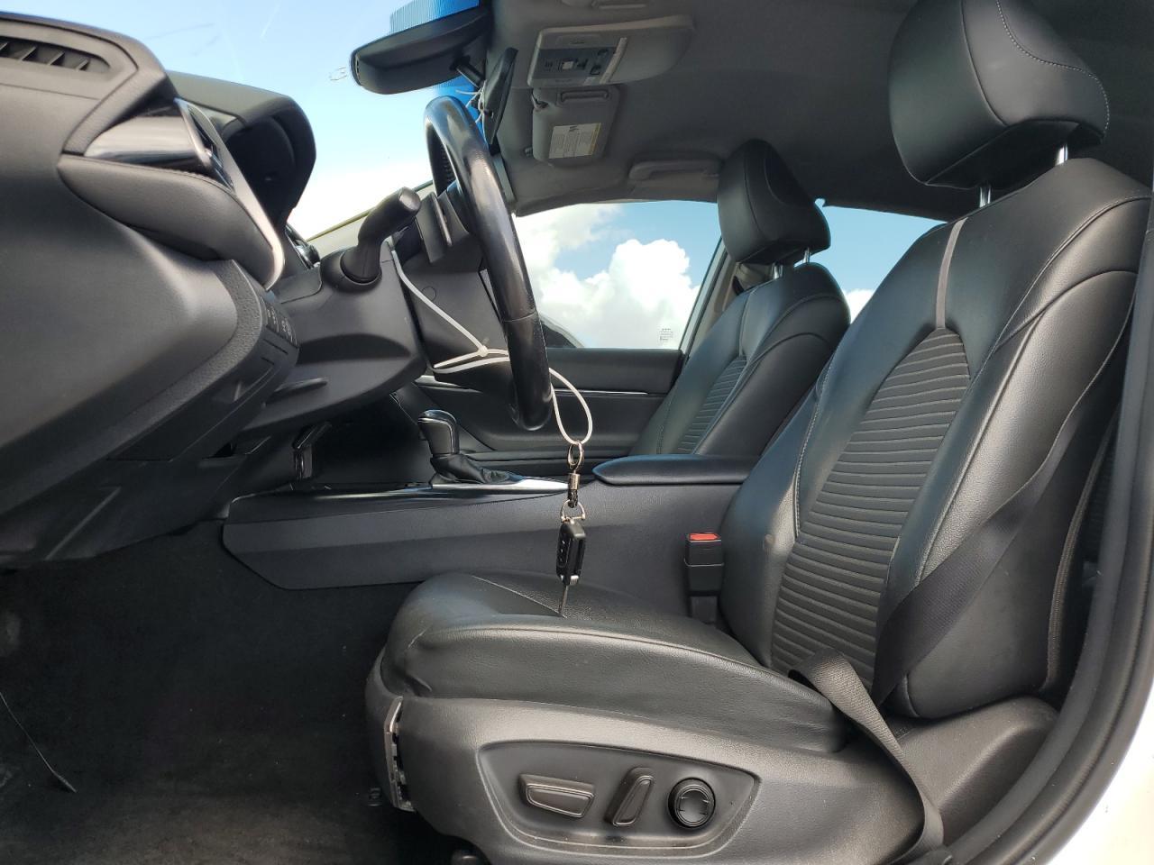 2019 TOYOTA CAMRY