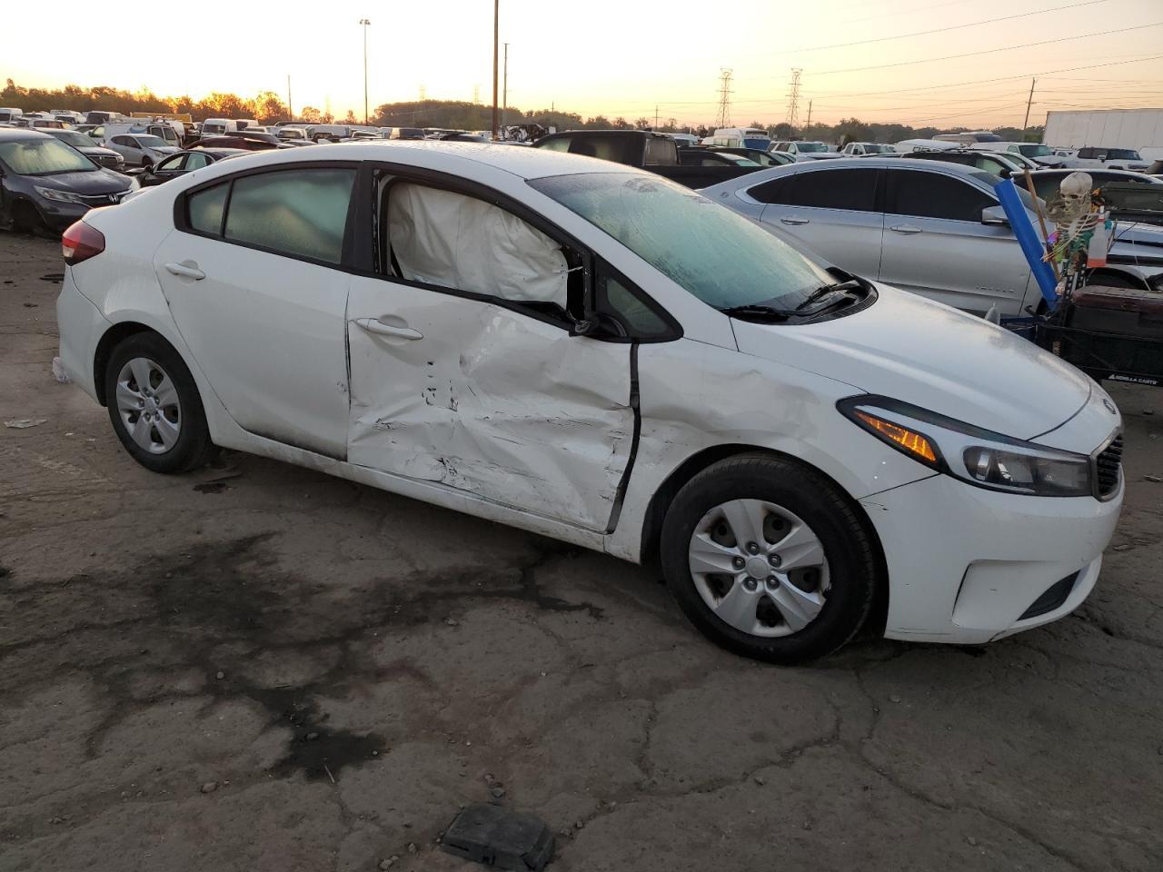 2018 KIA FORTE