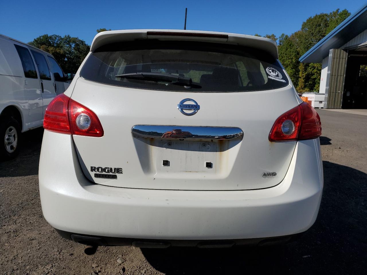 2014 NISSAN ROGUE