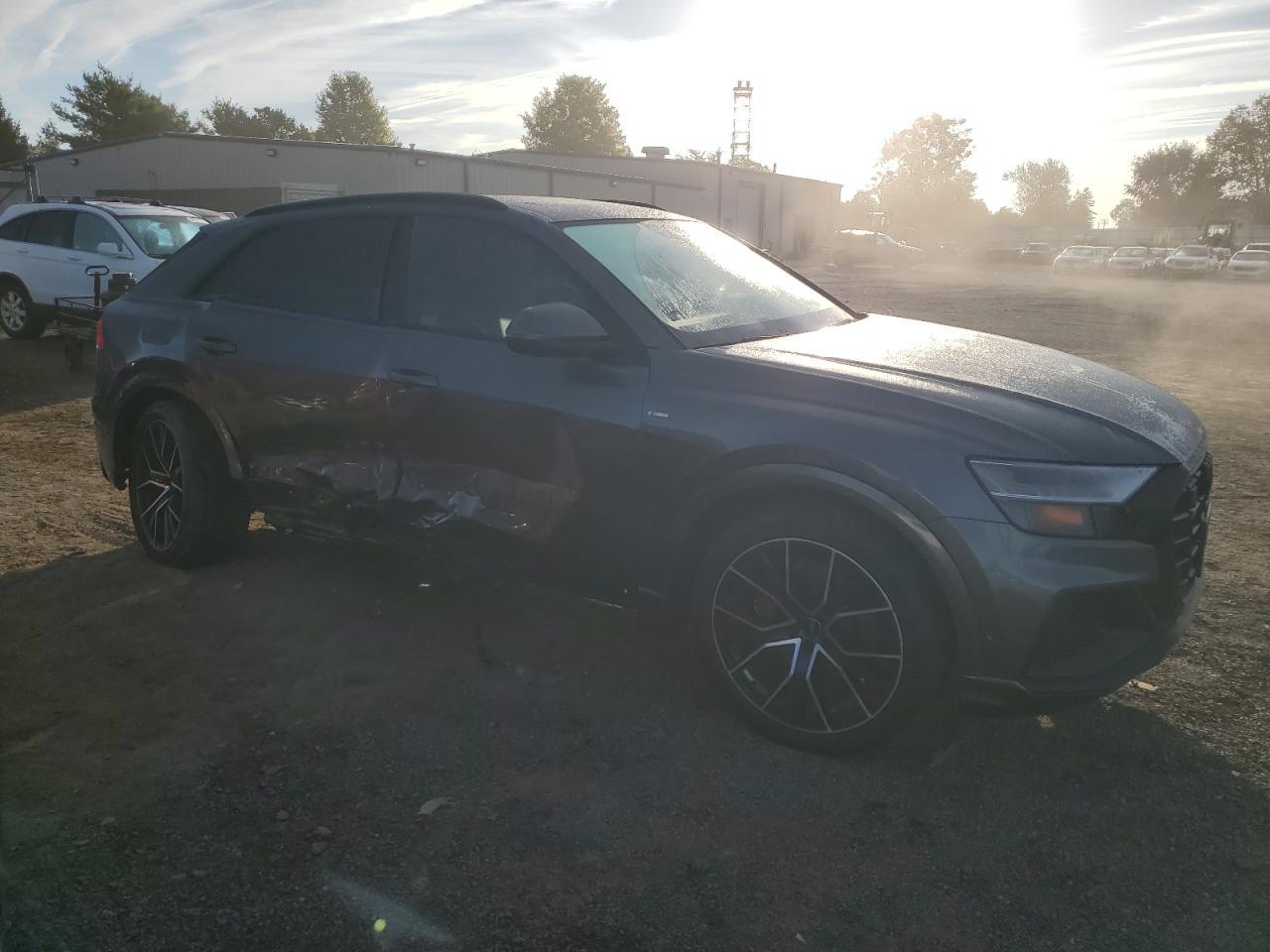 2021 AUDI Q8