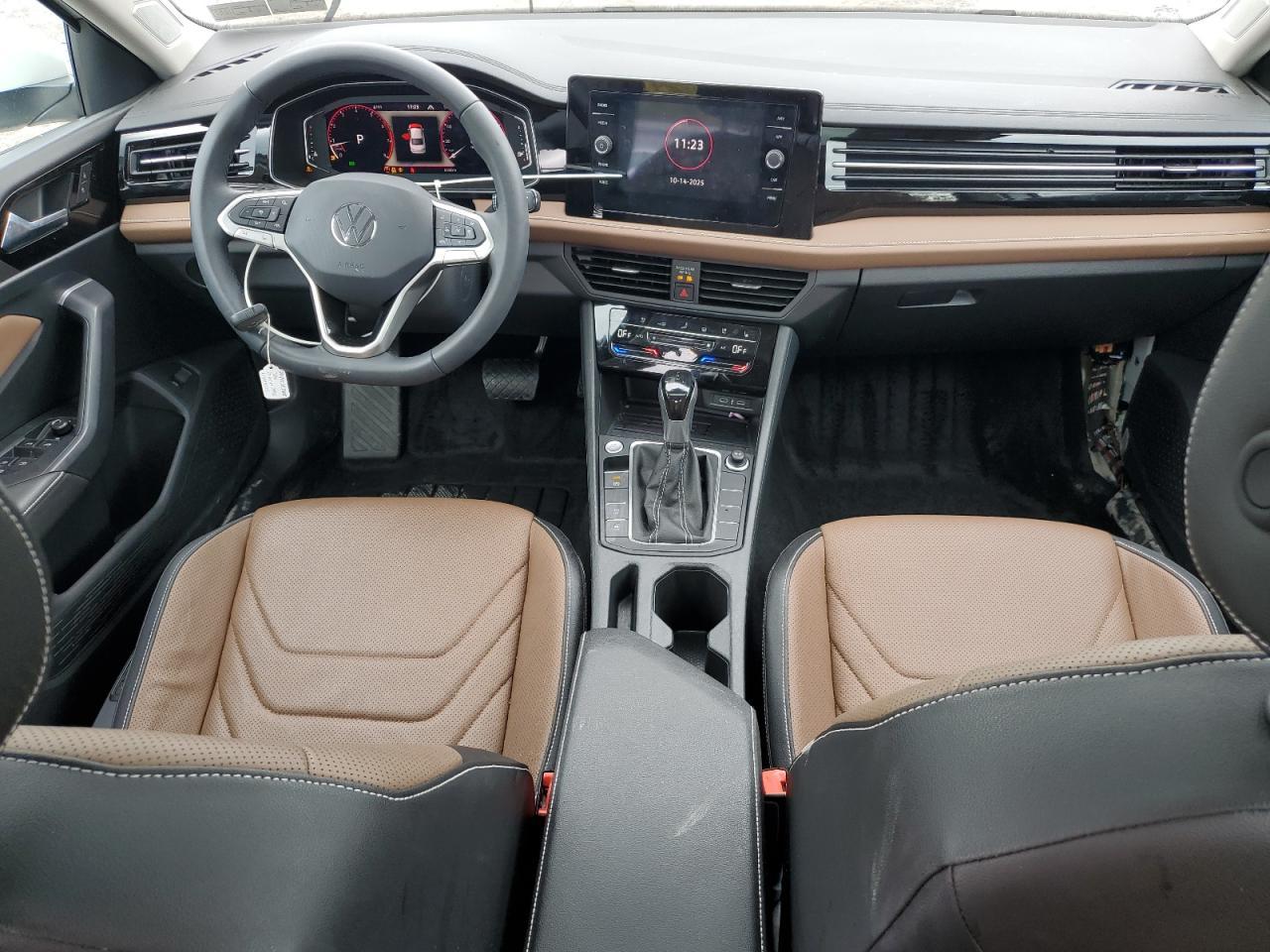 2025 VOLKSWAGEN JETTA