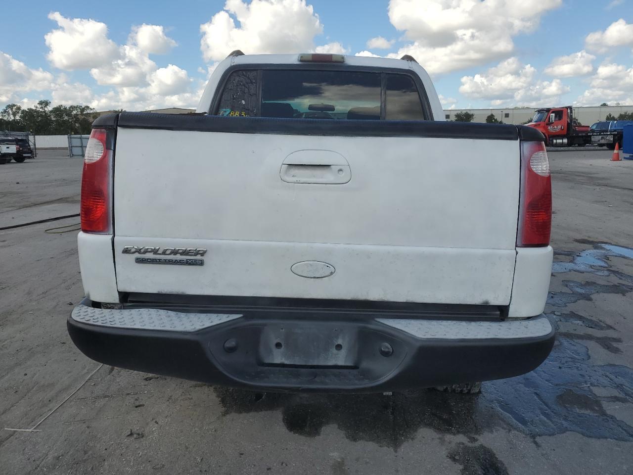 2004 FORD Explorer Sport Trac
