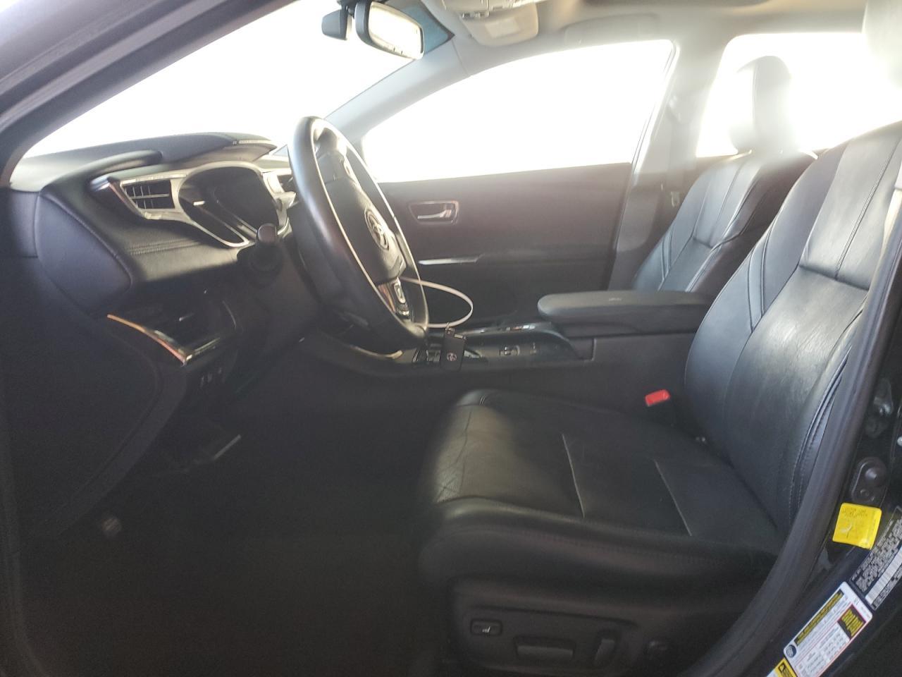 2013 TOYOTA Avalon